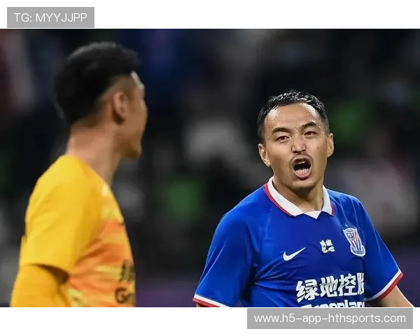 后防线临时重组堪忧，教练正在紧急补强名单